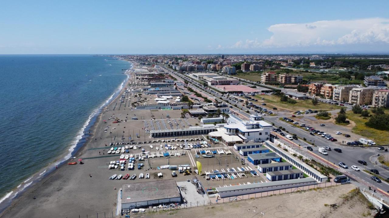 Moonlight Next Palapellicone Tra Mare E Pineta Monolocale Lägenhet Lido di Ostia Exteriör bild